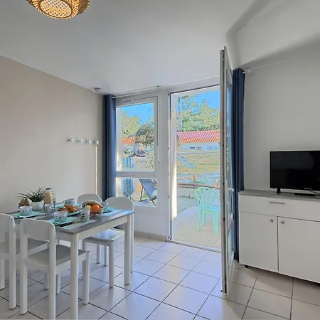 Hameau Ocean-1 By Interhome *